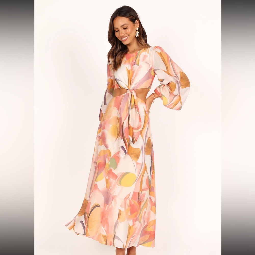 Laquin Long Sleeve Maxi Dress